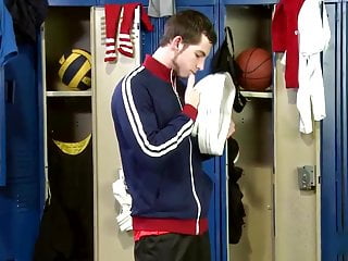 This Guy Loves To Sniff Jockstraps And Wank In The Locker Ro free video