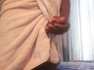 Bbc Play With His Dick While Putting On Towel free video